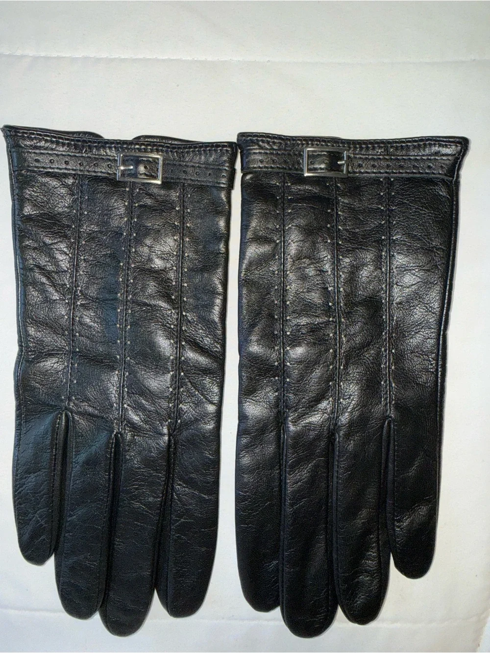 Merona Black genuine Leather Buckle wrist winter  Gloves . L